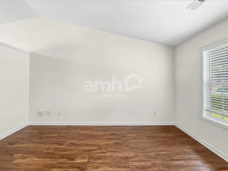 10502 Glory Meadow Ct — Photo 14