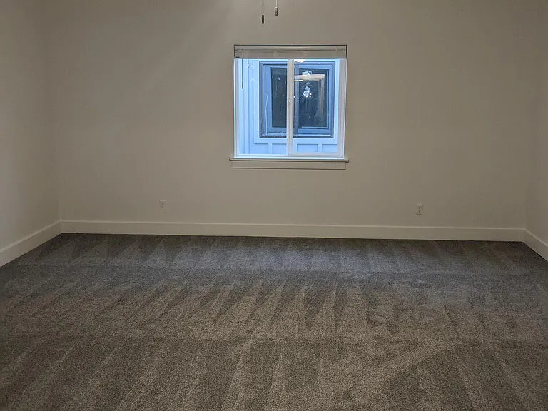 1033 Frank Henry Rd — Photo 5