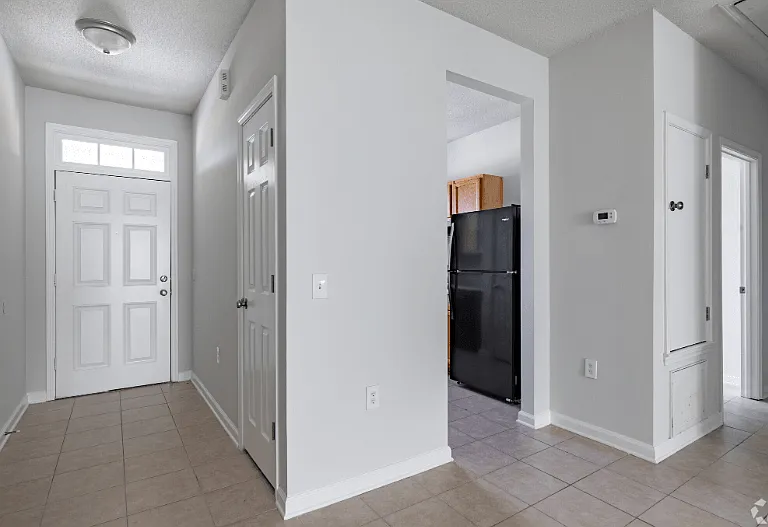 College Street Station Apartments — Photo 4