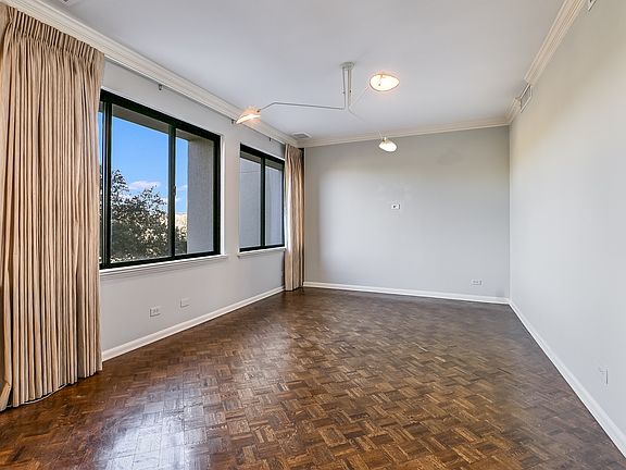 4th image of 4001 N New Braunfels Ave APT 202A
