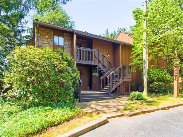 109 Cedar Lake Trl, Winston Salem, NC 27104