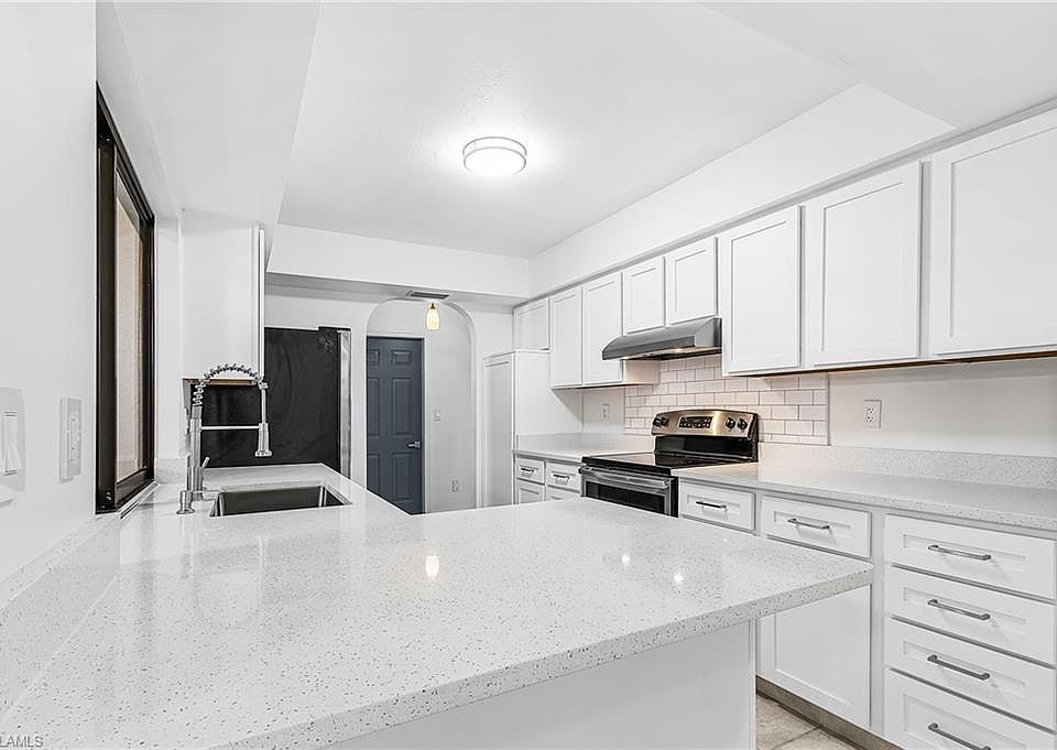 1st image of 2220 SE 8th TER