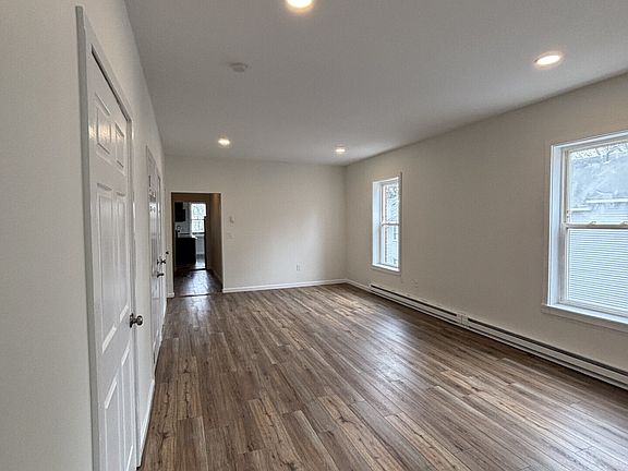 2nd image of 110 Rockwell Ave APT 4