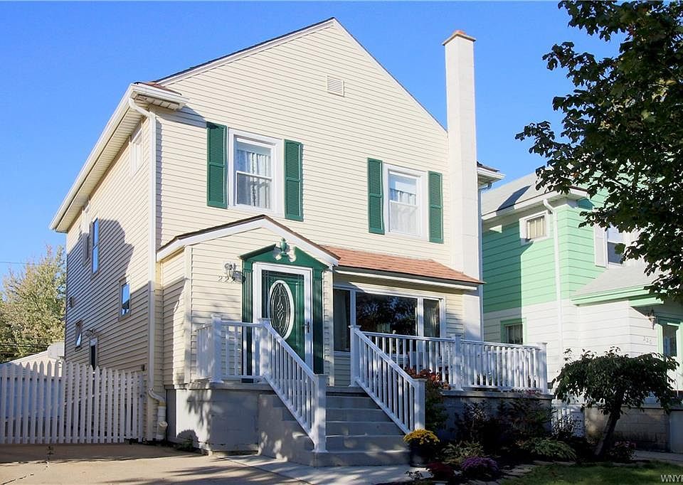 1st image of 222 Nassau Ave