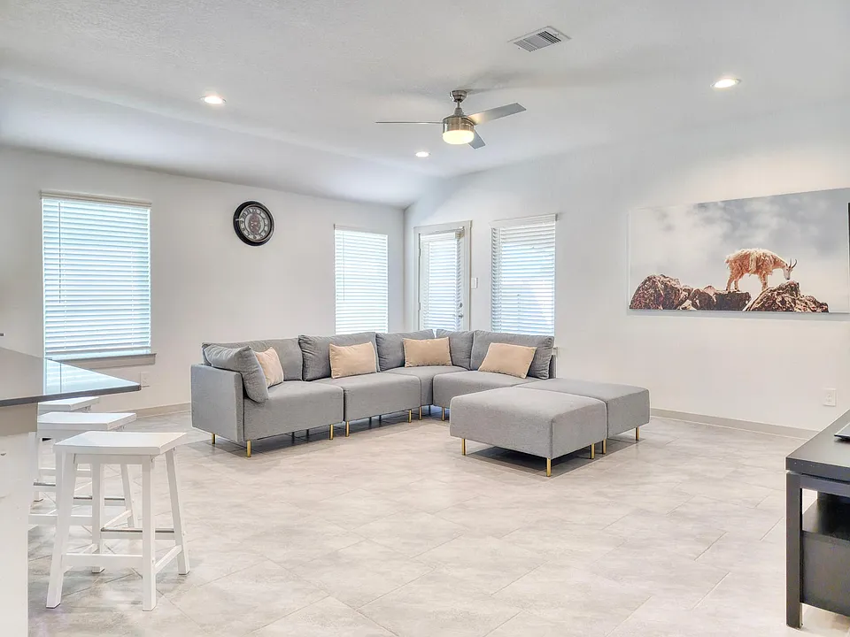 29914 Reagans Ranch Dr