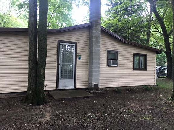 3rd image of 4946 Maplewood Dr