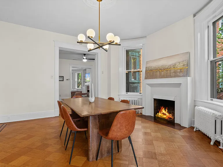 1754 Park Rd NW — Photo 9