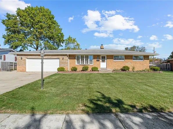 10260 Terrace Ct, Parma, OH 44130