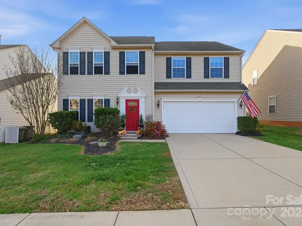 10913 Tailwater St, Davidson, NC 28036