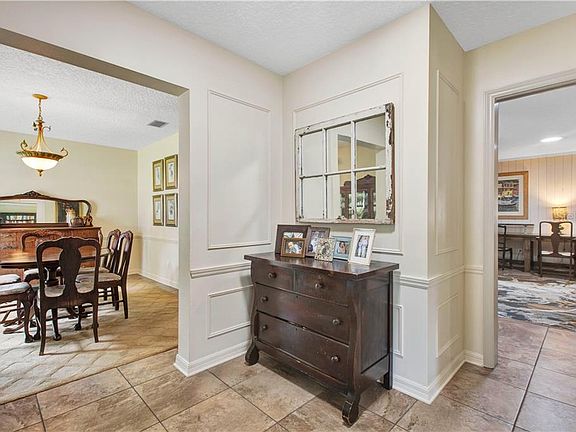 4th image of 2915 Lake Arnold Pl
