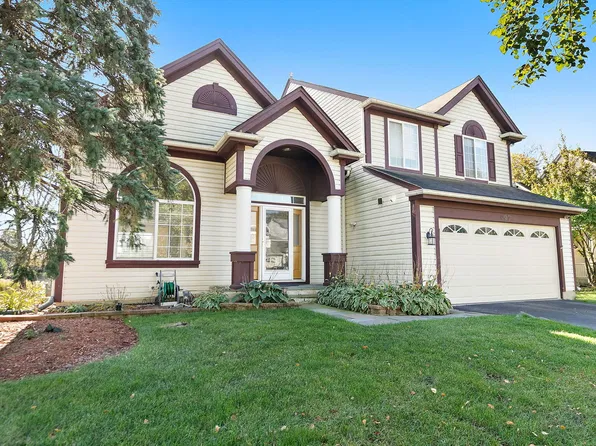 997 Tylerton Cir, Grayslake, IL 60030