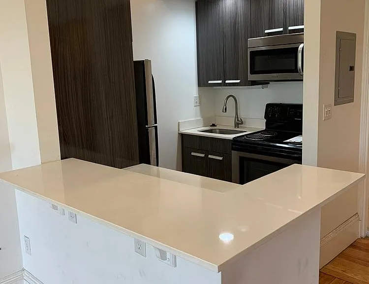 391 Commonwealth Ave — Photo 1