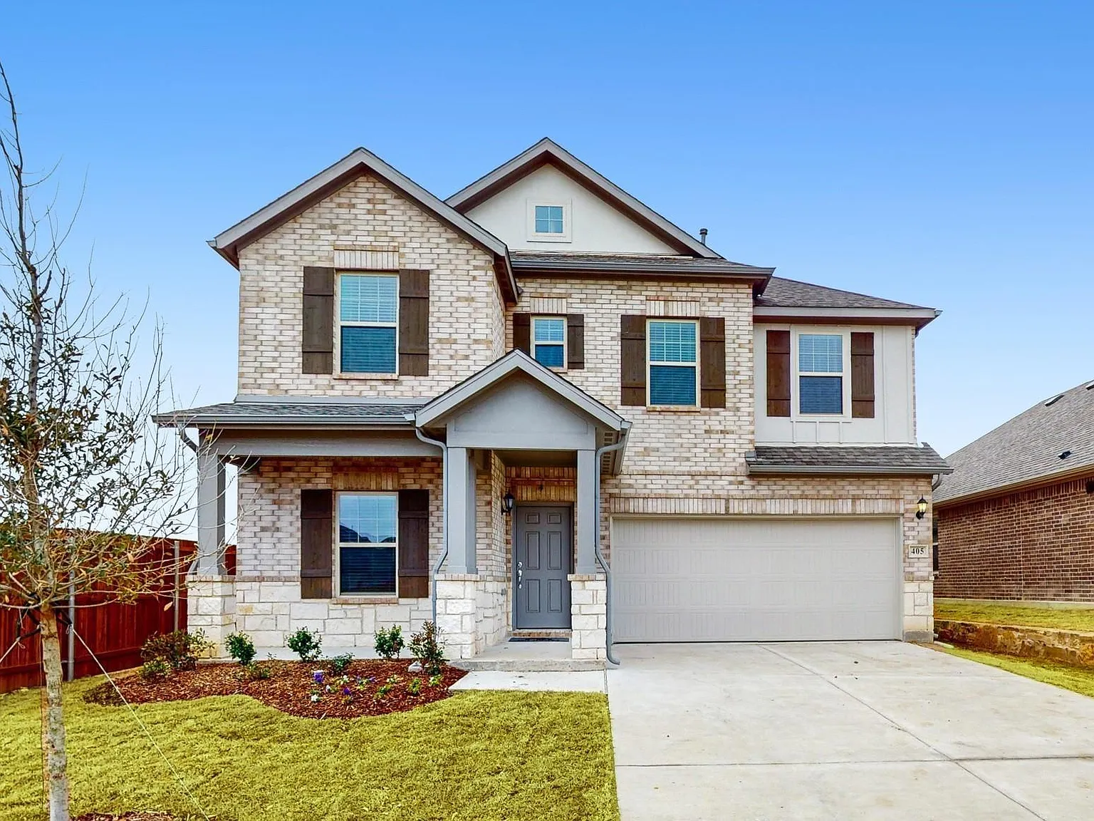 5 bed, 2711 sqft, $2,700 — Photo 1