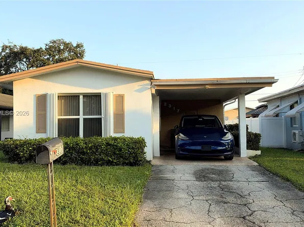 2317 Hope St, Hollywood, FL 33020