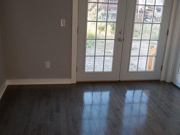 Dining room right next to back yard