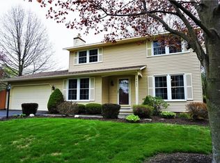 4067 Pawnee Dr, Liverpool, NY 13090