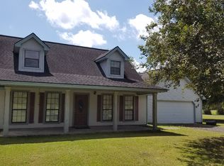 11909 E Hamshire Rd, Hamshire, TX 77622