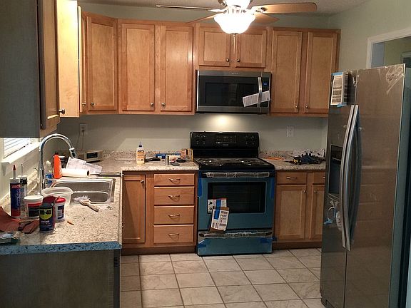 3rd image of 117 Southwold Dr