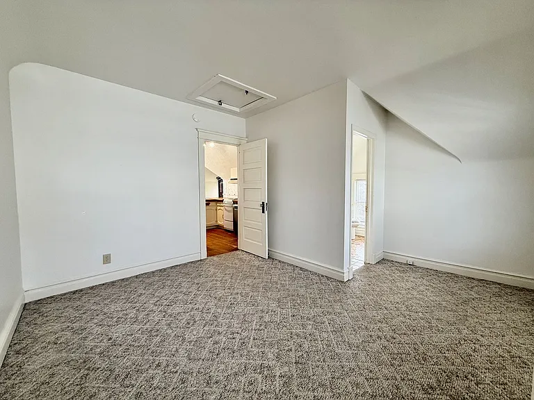 3415 Locust St. — Photo 8