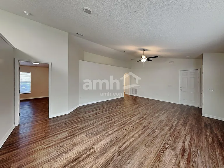 7740 Harbor Lake Dr — Photo 7