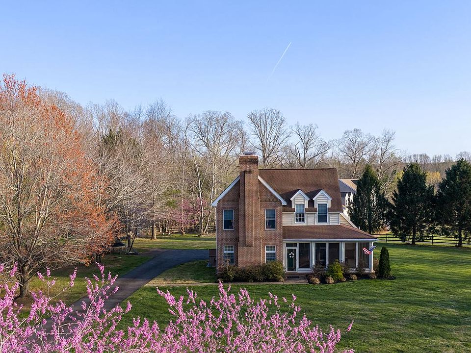 1st image of 10752 Bridlerein Ct