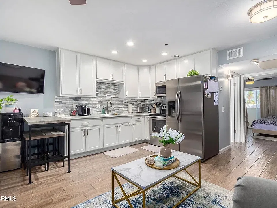 12221 W Bell Rd #231