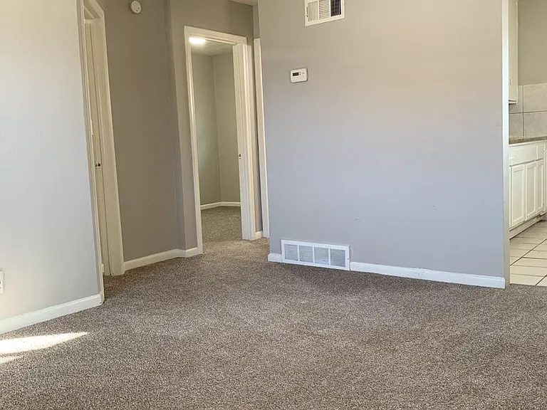 2715 W 42nd Ave — Photo 19