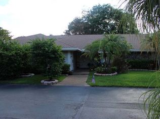 981 Bayberry Point Dr, Plantation, FL 33324