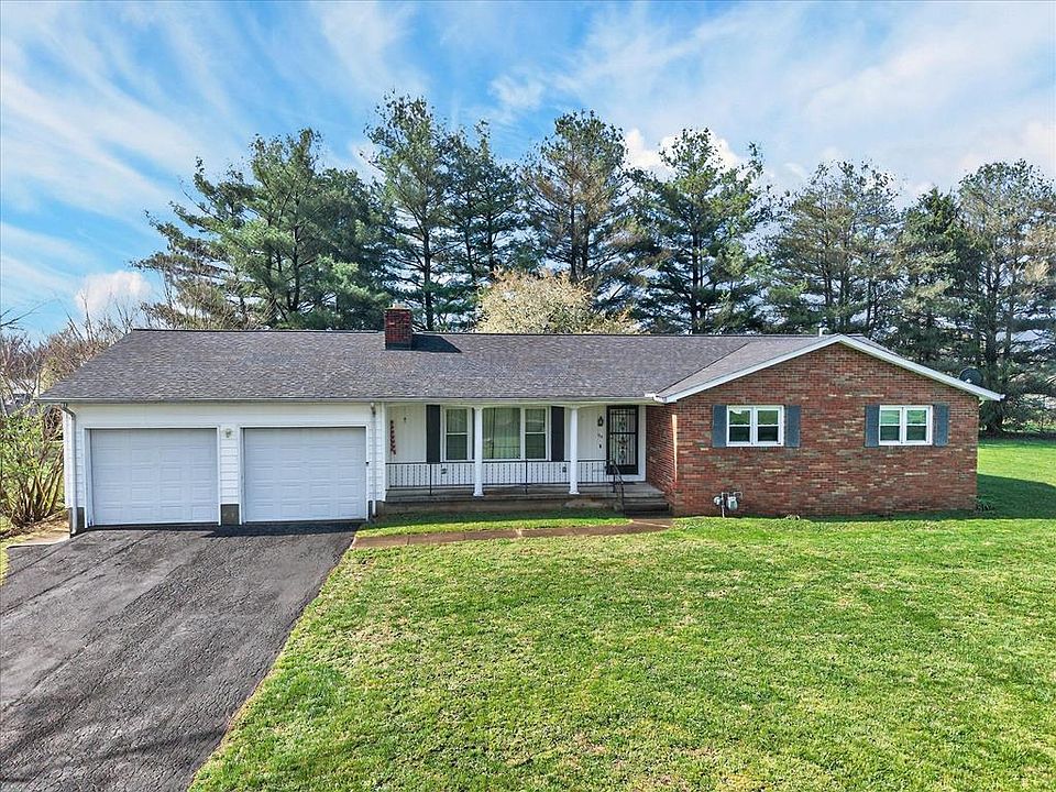 1st image of 126 Kent Ln #23N