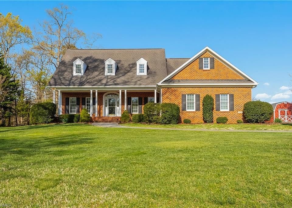 2553 Country Club Rd, Yadkinville, NC 27055 Zillow