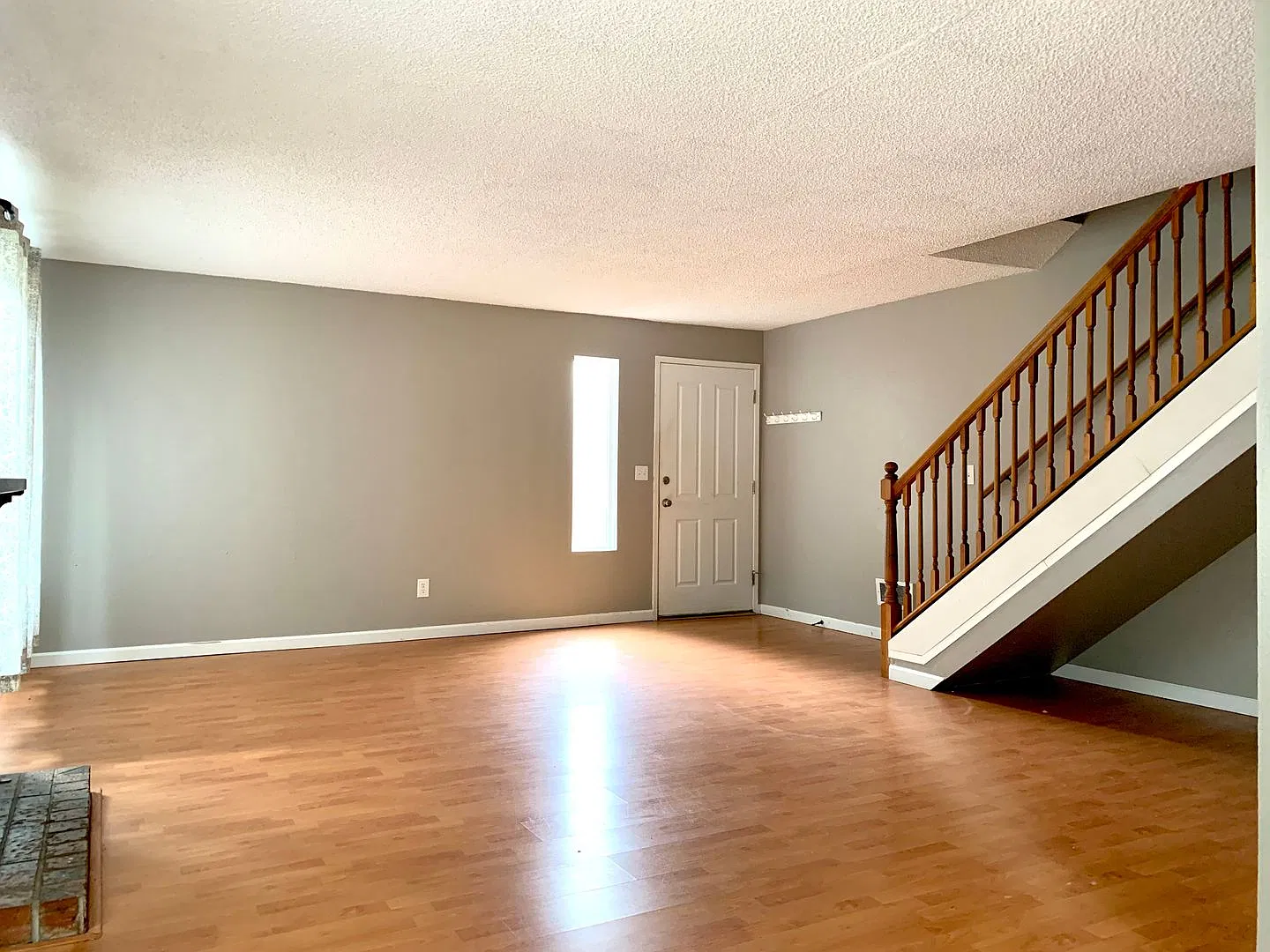 Three-Bedroom Condo with W/D Hookups- South Salem — Photo 2
