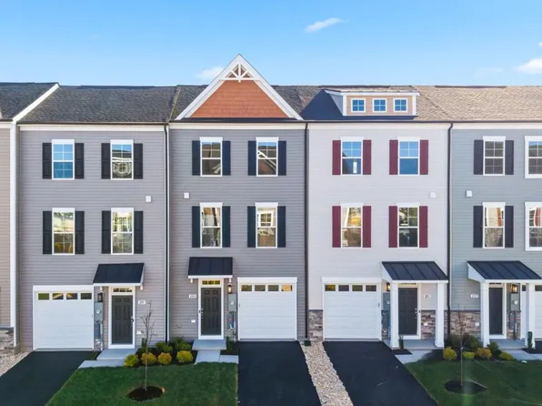213 Monteith Dr, Winchester, VA 22601