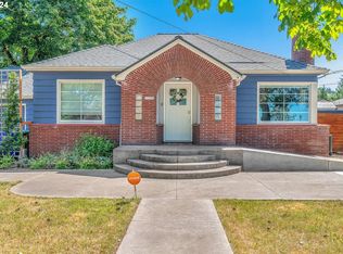 11226 SW 65th Ave, Portland, OR 97219