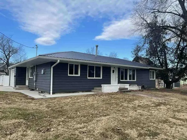 201 E Ross St, Toledo, IA 52342