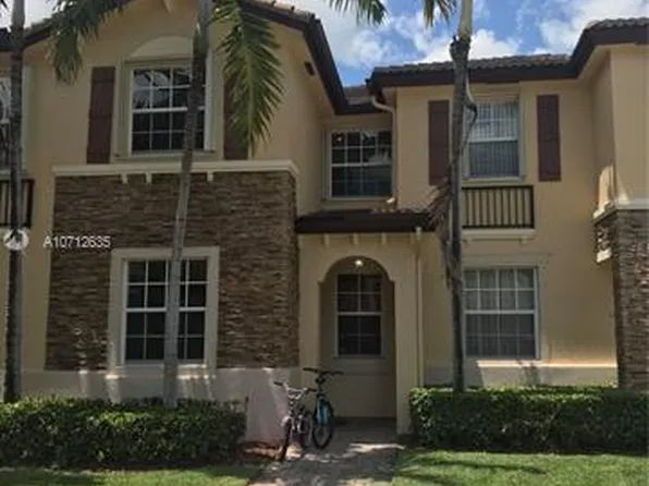 3320 NE Thirteen Circle Dr #111-23, Homestead, FL 33033