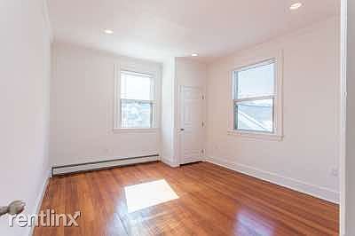 Unit-306---Bedroom---1-of-2_thumb