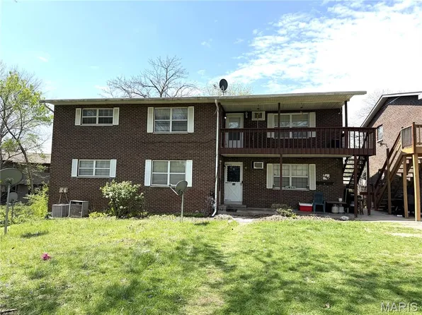 246 Rayburn Dr, Belleville, IL 62226