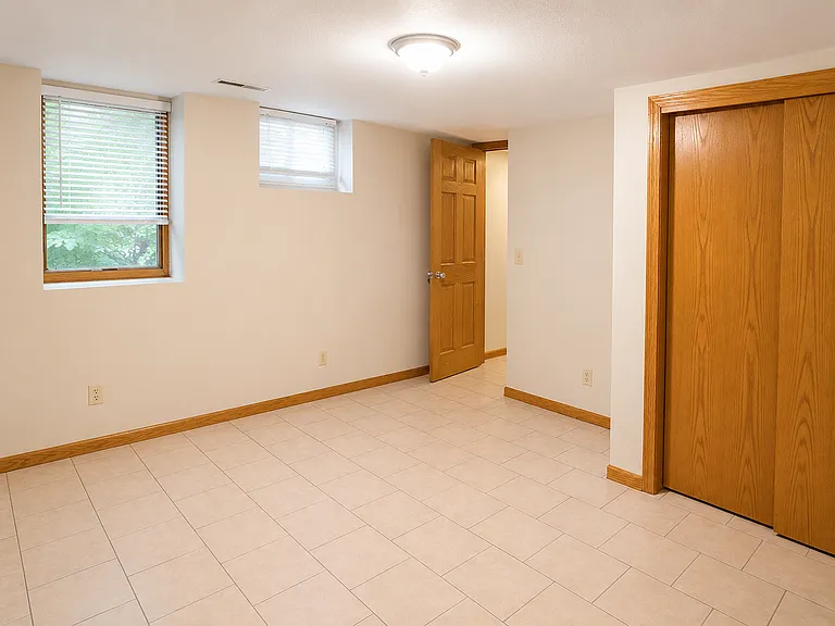 2701 Delaware St SE — Photo 6