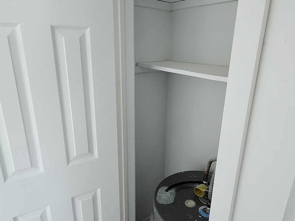 1st image of 4555 SW 32nd Ave APT 2