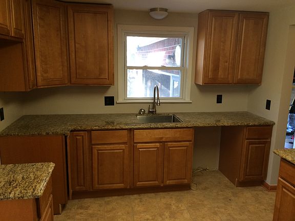2nd image of 87 Pacecrest Ct