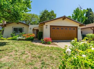 9376 Linda Rio Dr, Sacramento, CA 95827