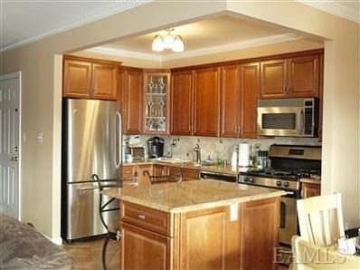 5th image of 1404-1444 Outlook Ave #2