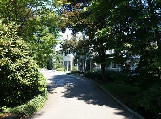 147 Chestnut Hill Rd, Newton, MA 02467