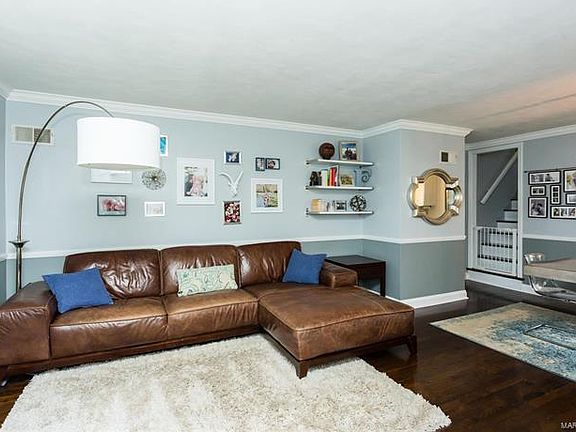 5th image of 452 Clemens Ave