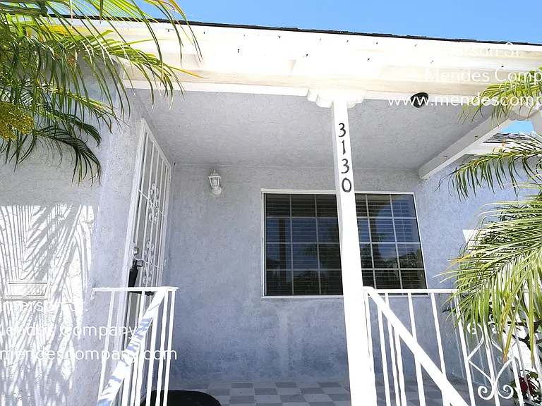 3130 Emerson St — Photo 3