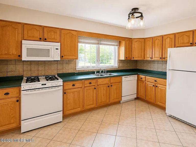 2908 Logan Rd — Photo 7