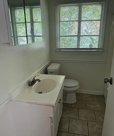 E Northside Dr — Photo 5