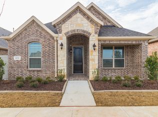 813 8th St, Argyle, TX 76226