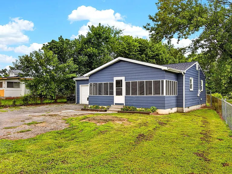 2713 Spring Place Rd SE — Photo 3