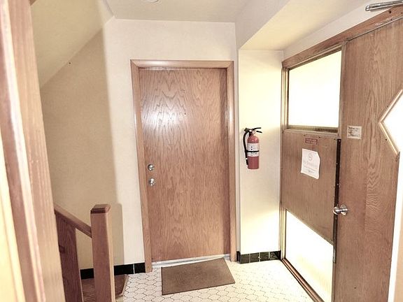 2nd image of 3810 N Harlem Ave #1E